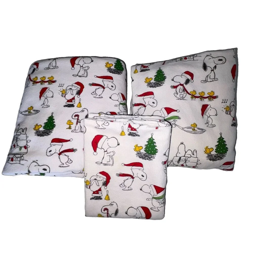 Pottery Barn Snoopy Christmas Holiday Twin Size Sheet Set Flannel Organic Cotton